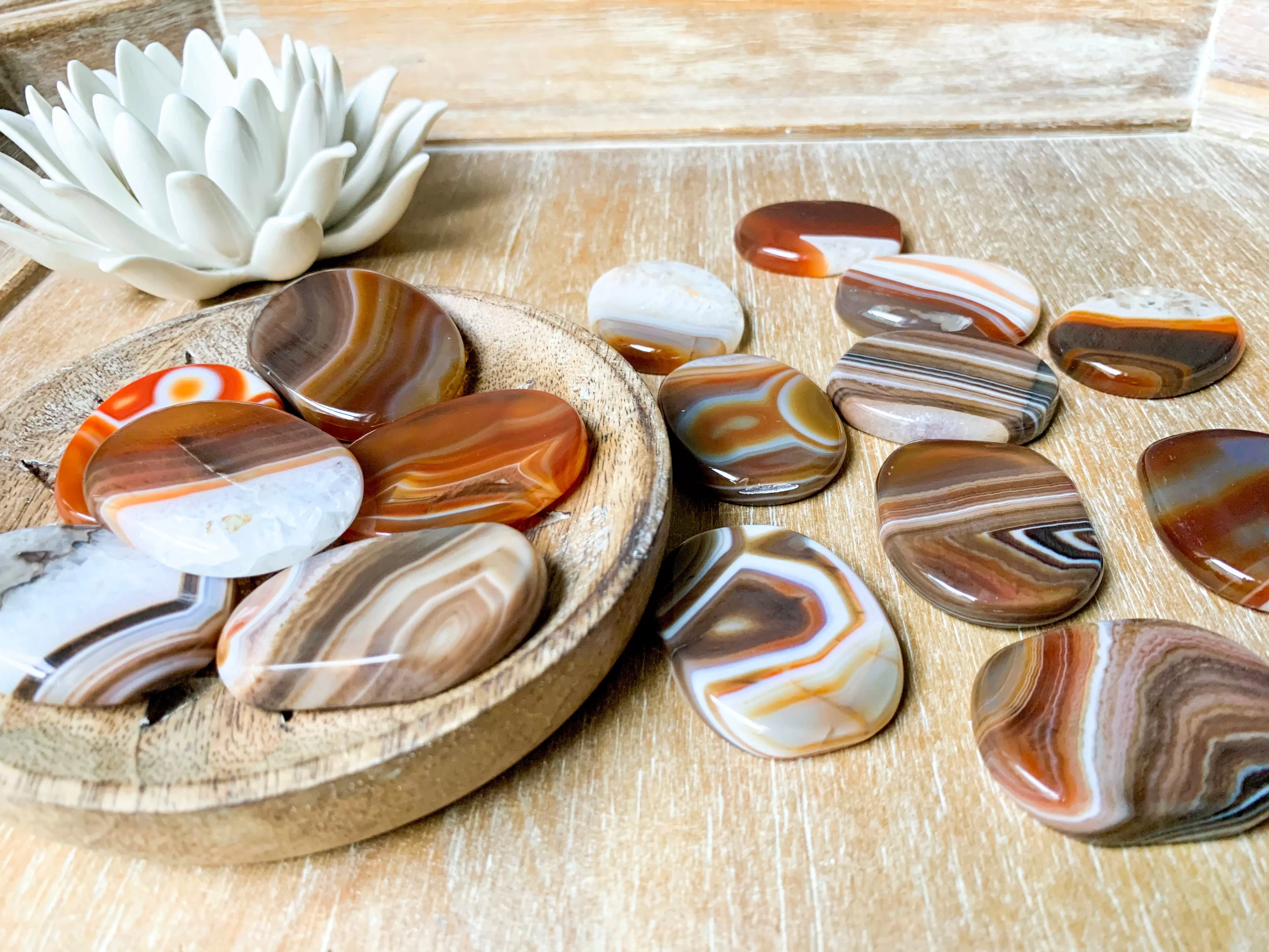 Carnelian Flat Palm Stone