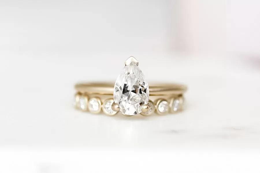 Ellis GIA Diamond Ring