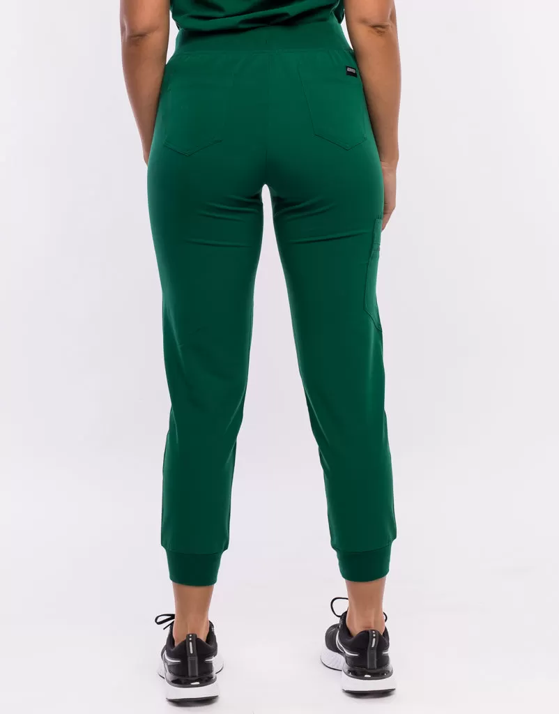 Essential Jogger Scrub Pants - Evergreen