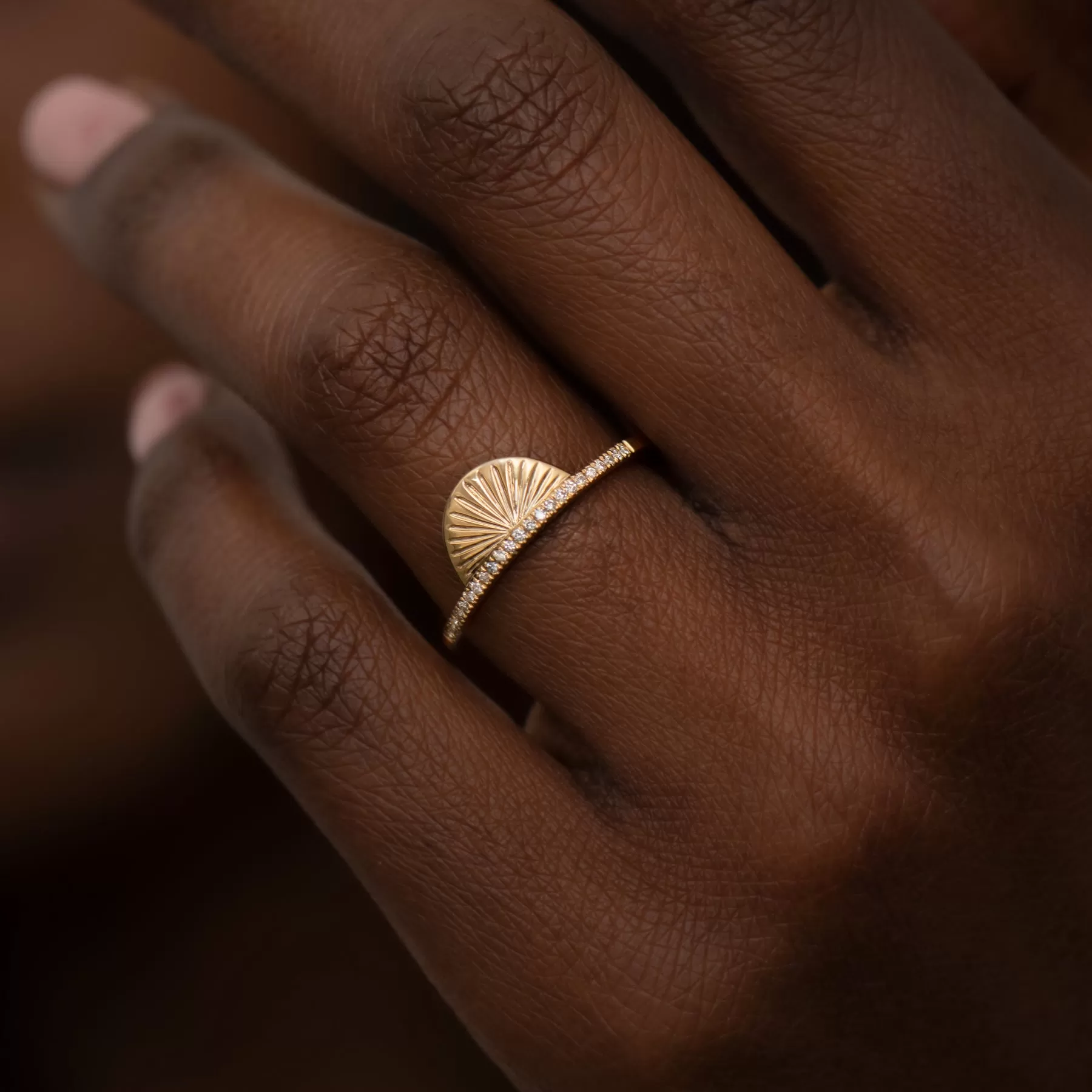 Golden Sundial Wedding Band with a Brilliant Diamond Pave