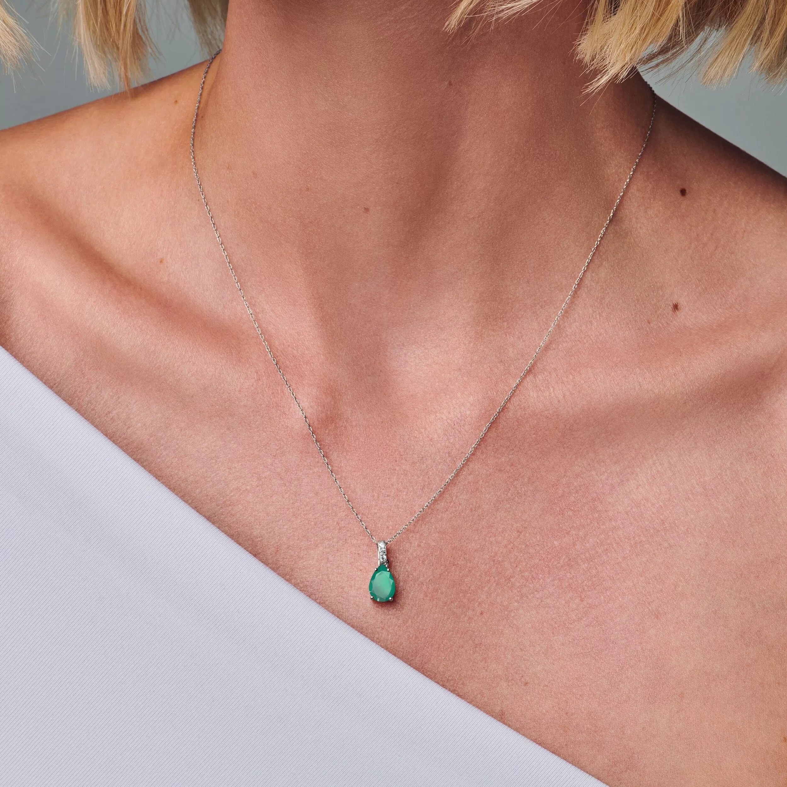 Green Onyx Lab Diamond Necklace Sway - May Birthstone