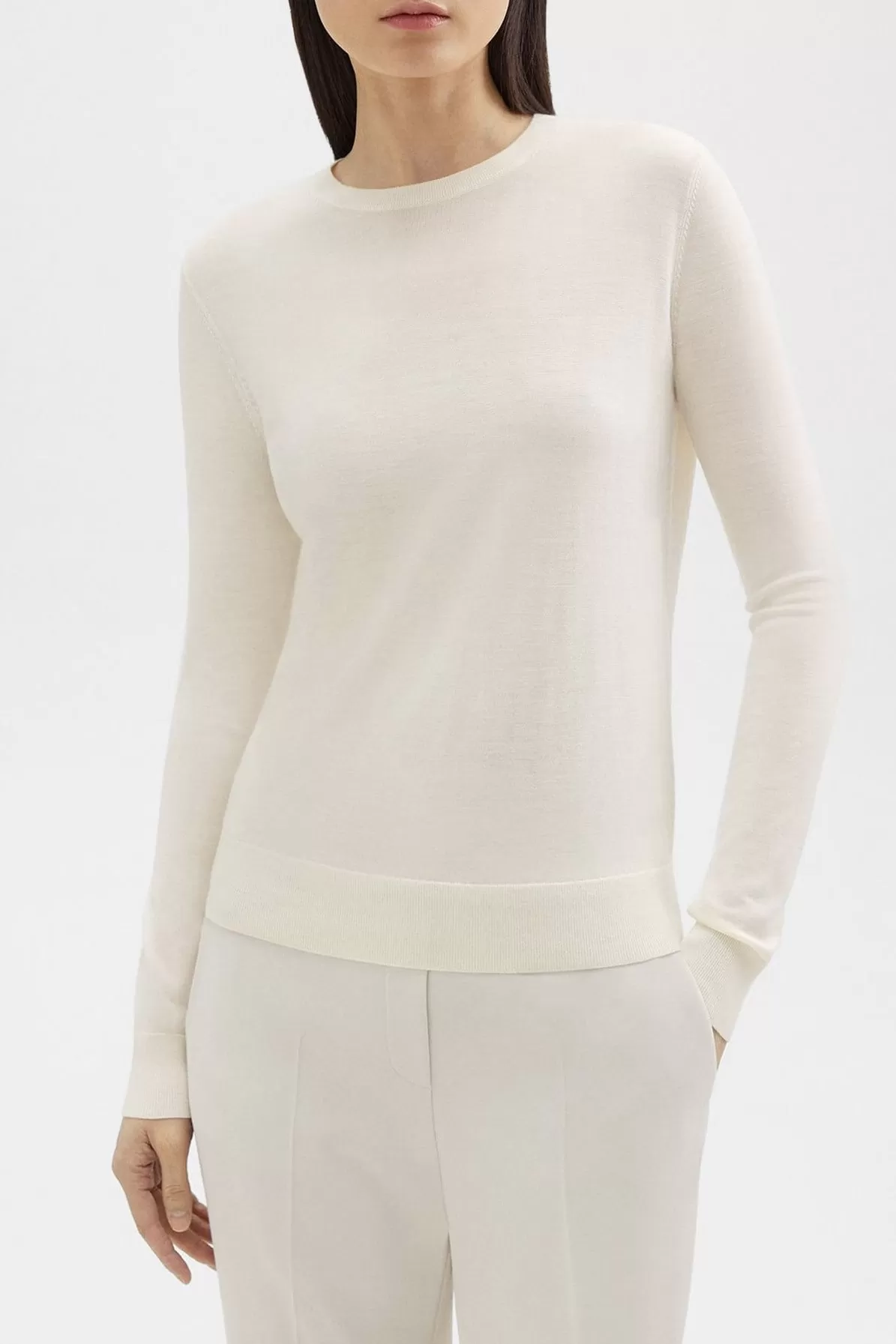 Longsleeve Crew Neck in New Ivory