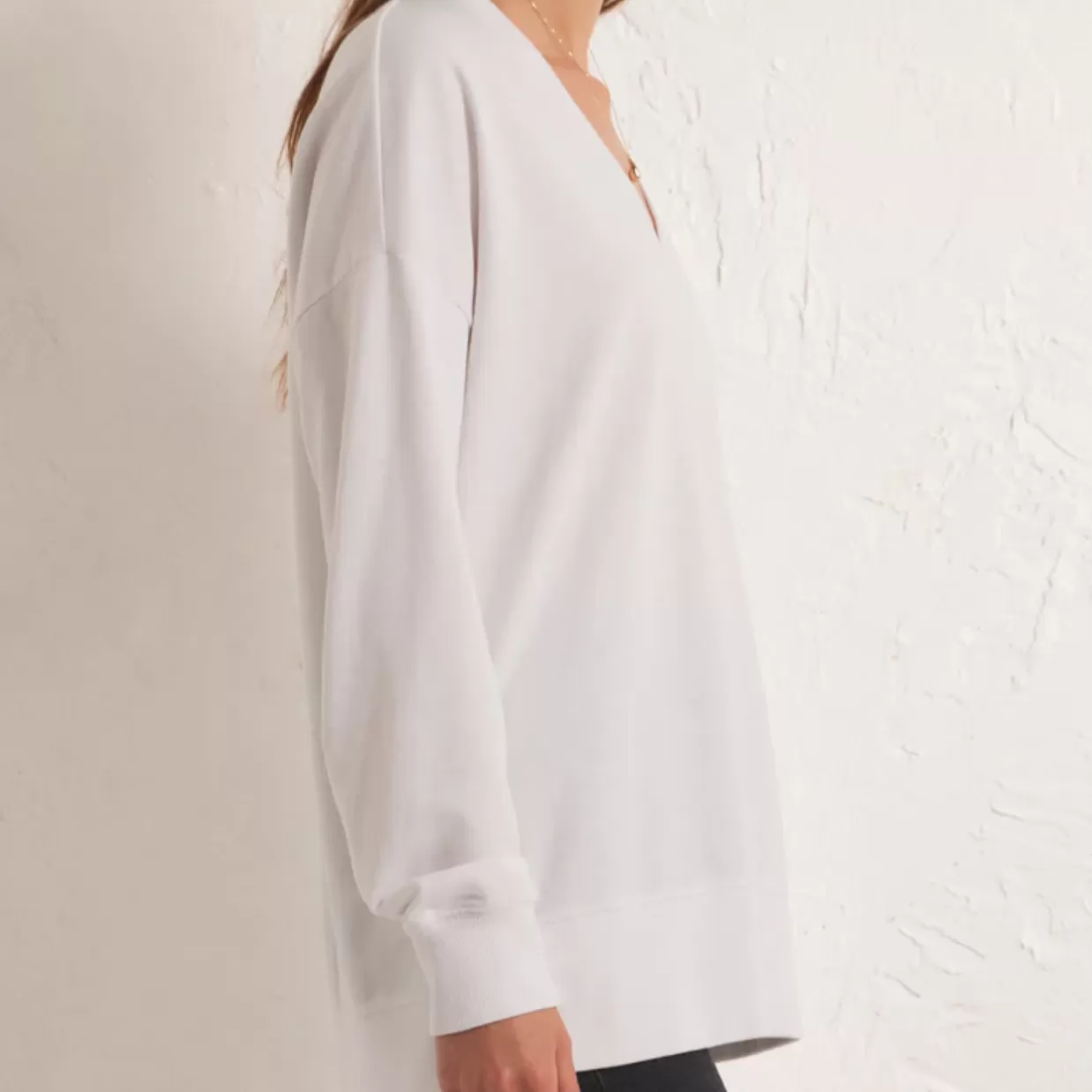 Modern V-Neck Weekender (White)