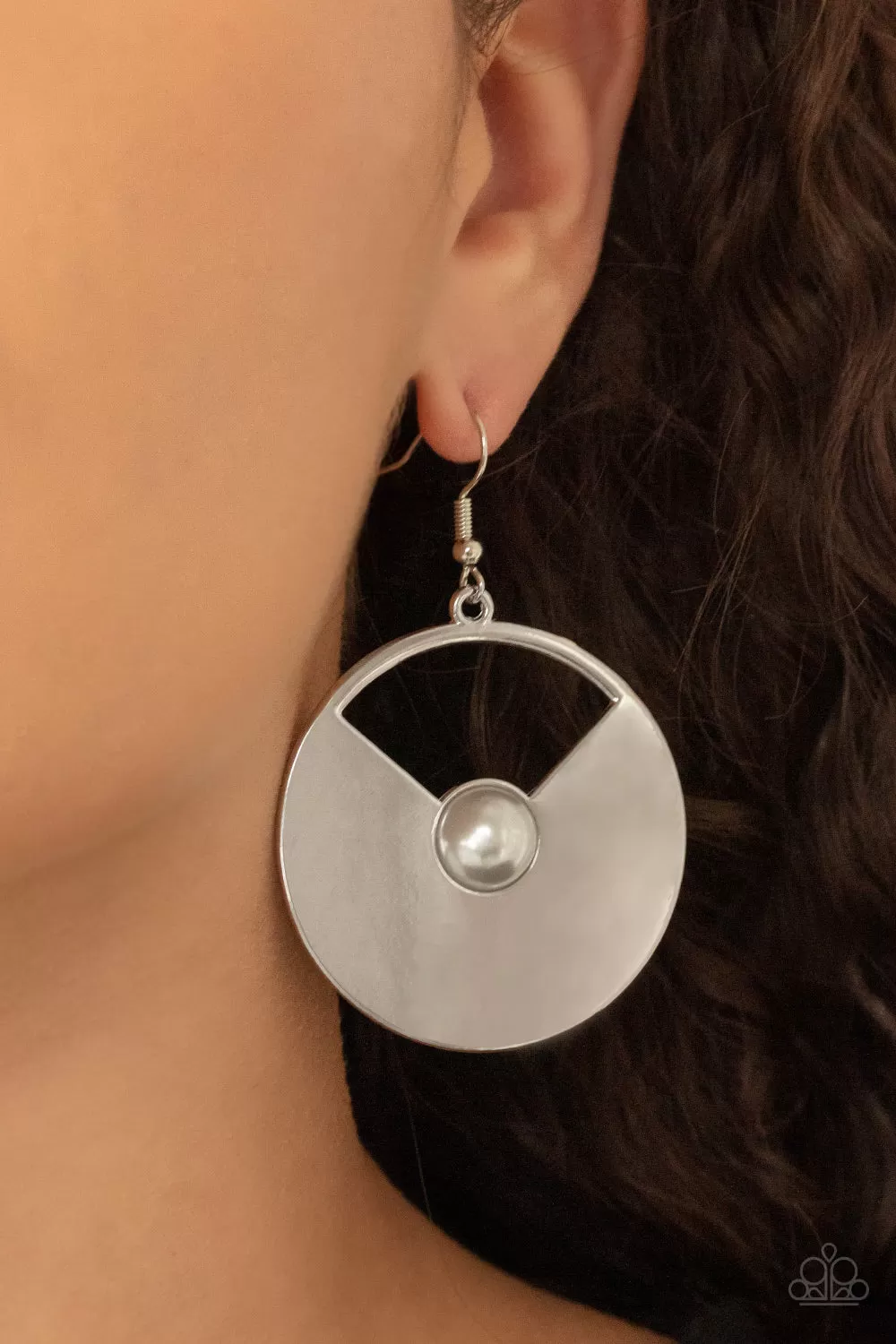 Paparazzi Record-Breaking Brilliance - White Earrings