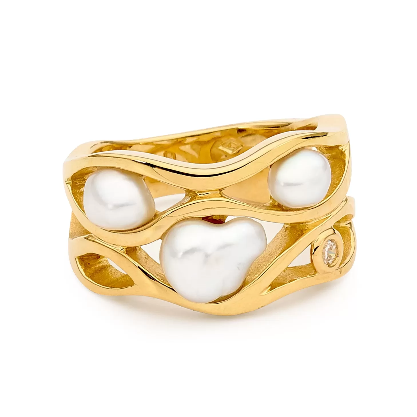 Seedless Pearl and Diamond Ring